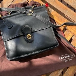 Vintage Coach Willis Shoulder Bag Black No. 9927